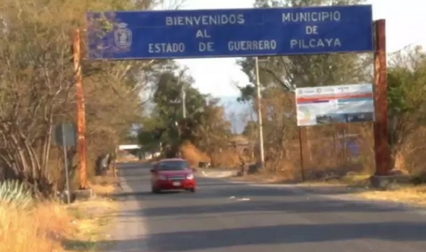 De acuerdo con reportes policiacos, Padilla Nava fue interceptado por hombres armados ayer poco después de las 23:00 horas, en la comunidad de La Concepción, sobre la carretera Pilcaya-Ixtapan de la Sal. Foto: Especial