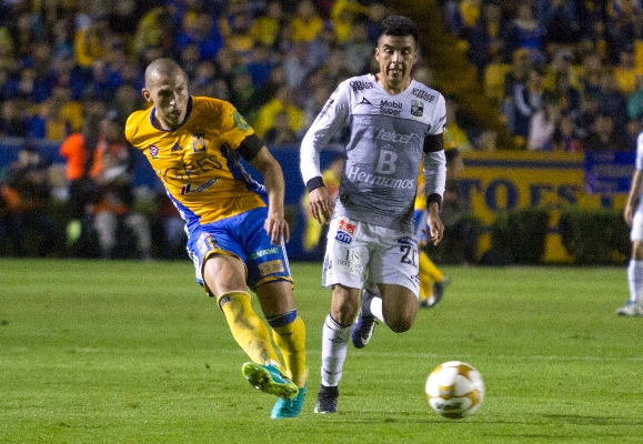 A petición de Miguel Herrera, el mediocampista mexicano Leonel López será el nuevo jugador del América para la próxima apertura Foto: Cuartoscuro