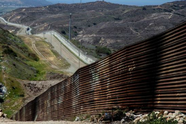 En respaldo a la política del presidente Donald Trump sobre la inmigración. Foto: Especial.