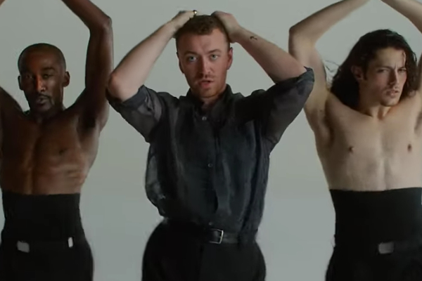 Sam Smith publicó, en semanas anteriores, un teaser donde se le veía bailando y con la leyenda