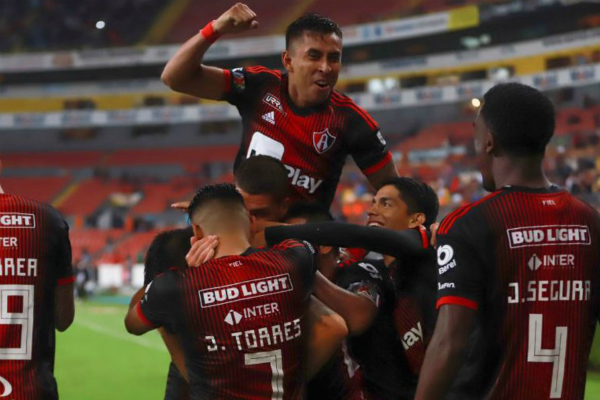 Los Zorros sumaron sus primeras 3 unidades del Apertura 2019. Foto: Especial.
