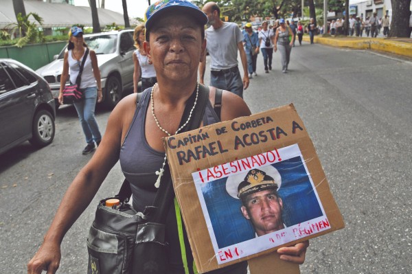 CASTIGO. EU sancionó a militares tras la muerte del capitán Rafael Acosta. Por AFP