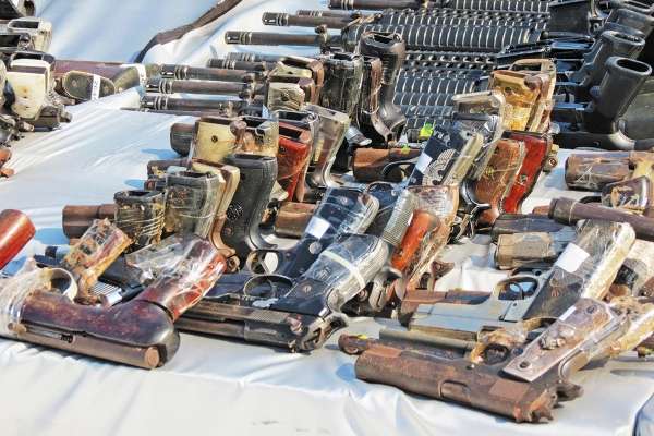 ESFUERZO. El Ejército Mexicano mantiene un operativo permanente de entrega voluntaria de armas.FOTO:CUARTOSCURO