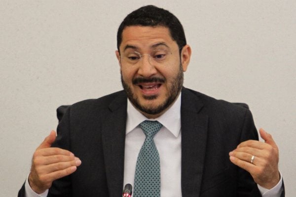 Martí Batres Senado Romero Deschamps