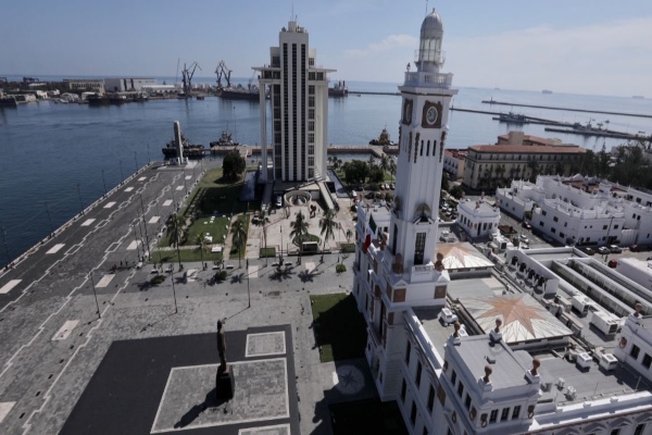 El diseño que contendrá el reverso de la moneda conmemorativa de 20 pesos es por los 500 años de la Fundación de la ciudad y el puerto de Veracruz. Foto: Especial