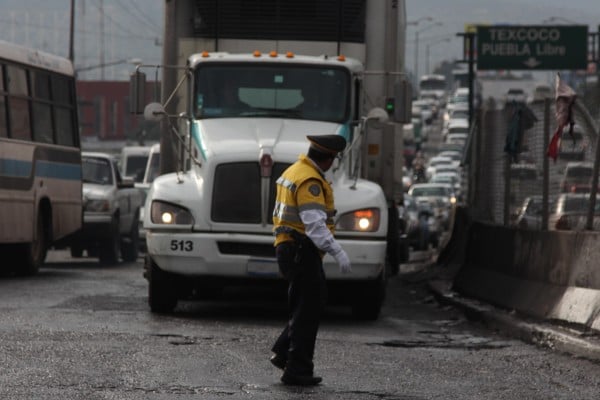 EU incluyó una cláusula en el T-MEC que impide el ingreso de camiones mexicanos. Foto: Cuartoscuro
