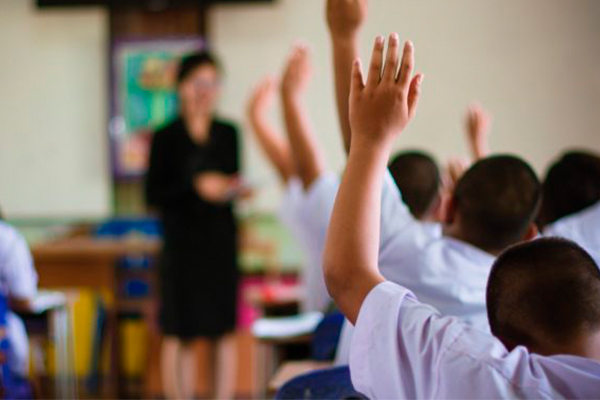 Pide_ONG-_legislación_educativa_clara_ideologíasA