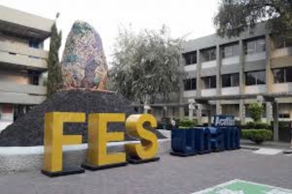 El programa busca garantizar la seguridad e integridad de por lo menos 50 mil alumnos de 11 universidades de la entidad. Foto: Especial