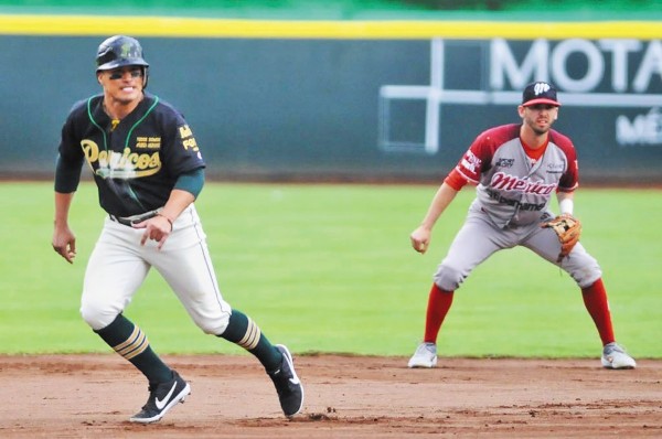 SUEÑO. Algunos connacionales ya se fueron a probar con los
Pericos de Puebla, parte fundamental del proyecto deportivo. Foto: Especial