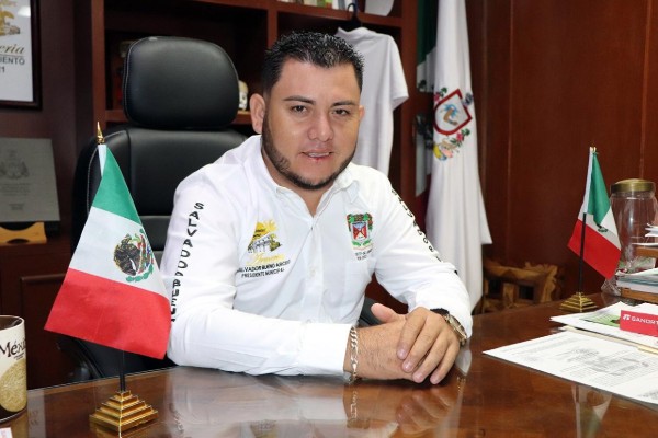 Presidente municipal de Armería comete violencia intrafamiliar