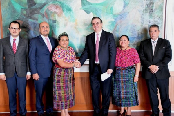 Rigoberta Menchu SRE