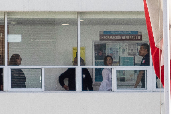Noticiero Capitalino, Rosario Robles, Brenda Peña, prisión preventiva, La Estafa Maestra