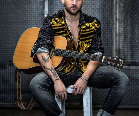 RANKING. Debutó en el número 2 de ventas oficiales de discos en España. Foto: Especial.