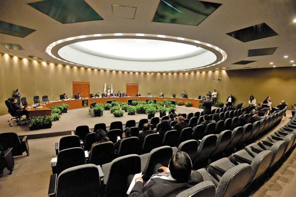 SESIÓN. El IEEM aprobó su proyecto de presupuesto para el año entrante, con incrementos. Foto: CUARTOSCURO
