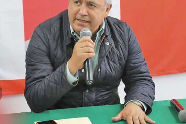 ARGUMENTO. Lorenzo Rivera dice que él
aún no estaba cuando se efectuaron los pagos. Foto: Especial.