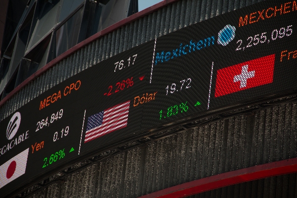 Recesión global afectaría economía mexicana: especialista