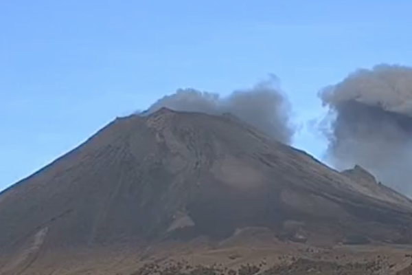Popocatepetl volcan actividad explosiones exhalaciones