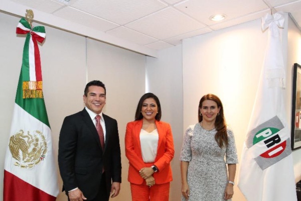Alejandro Moreno y Lorena Piñón.
Foto: Cortesía