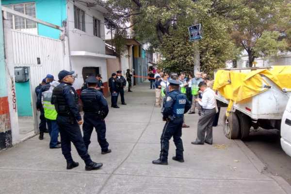 Hallan toma clandestina de combustible en la alcaldía Iztacalco