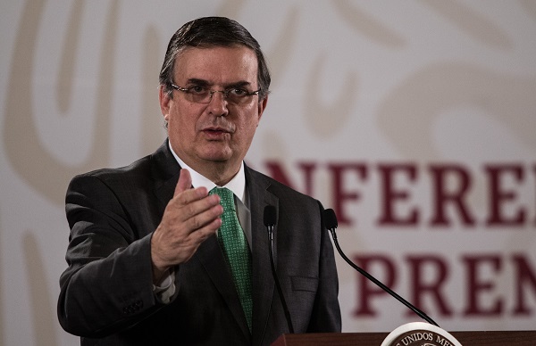 Ebrard dejó claro que el presidente Andrés Manuel López Obrador no estaba de acuerdo con la iniciativa migratoria, no obstante, ésta no quedó descartada formalmente. Foto: Cuartoscuro