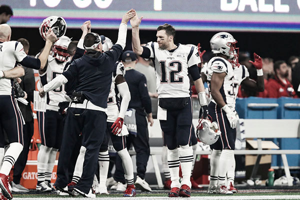 Patriotas_Raiders_ganan_retemporada_NFL