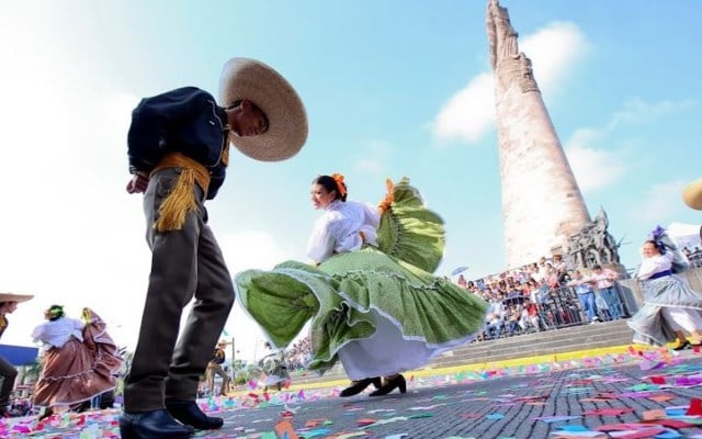 Encuentro Internacional del Mariachi y la Charrería organizada por la Cámara de Comercio