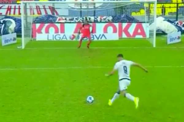 Corona rescata el empate de Cruz Azul ante el Puebla: GOLES