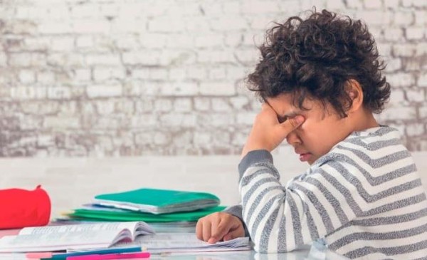 DAN OPCIÓN. La ansiedad
también se combina con el acoso escolar. Foto:
Especial