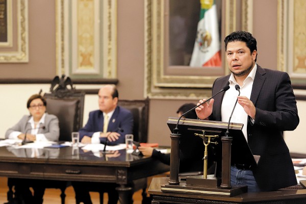 NOTA. Biestro aclaró que no usará los 100 mil pesos. Foto: Enfoque