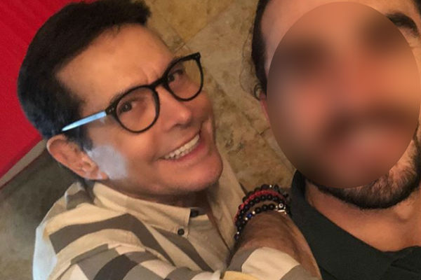 Juan José Origel comparte fotografía junto a misterioso hombre ¿quién es?