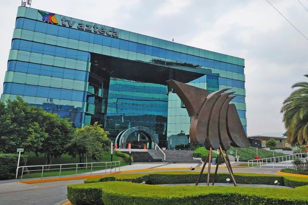 Televisión azteca es una de las empresas que participa en combate a la corrupción. Foto: Notimex
