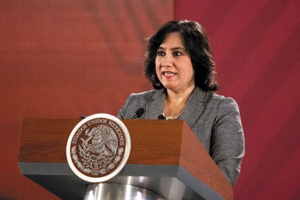 TESTIMONIO. La secretaria de la Función Pública, ayer fue entrevistada por la periodista Adela Micha en El Heraldo Radio. Foto: CUARTOSCURO