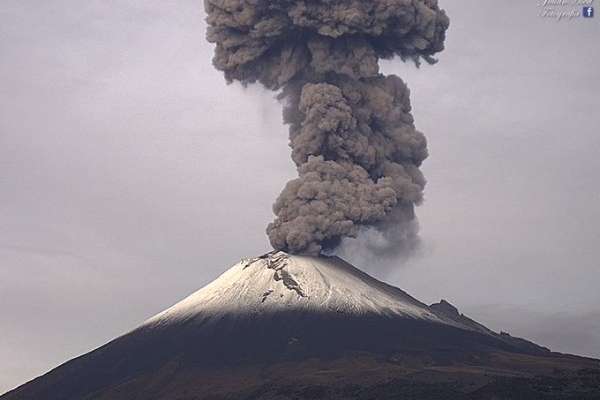 Don_Goyo_ fumarola_Popocatépetl
