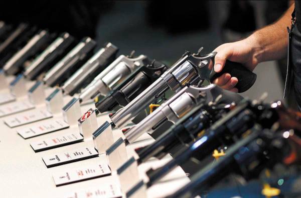 FERIA. En Las Vegas se realiza anualmente una feria de armas que tiene alta afluencia. Foto: AP