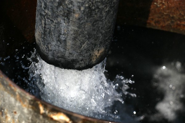 Pipas de la Ciudad de México abastecerán el líquido de manera gratuita ante la reducción de suministro por reparaciones del sistema Cutzamala.
FOTO: SAÚL LÓPEZ /CUARTOSCURO.COM