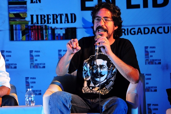 Pedro Salmerón causa polémica en redes. Foto: Cuartoscuro