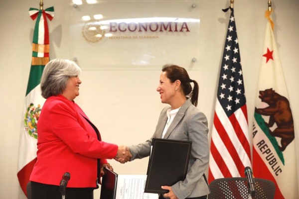 La vicegobernadora de California, Eleni Kounalakis y Luz María de la Mora, subsecretaria de Comercio Exterior. Foto: Especial