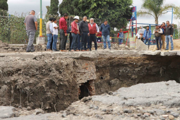 Las autoridades laboran en la zona. Foto: Especial.