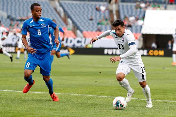 EN LA LIGA DE NACIONES. Paradela se encuentra en República Dominicana, donde la selección mantendrá dos amistosos, antes de su duelo ante EU, por la Liga de Naciones de Concacaf. Foto: AP y Especial.