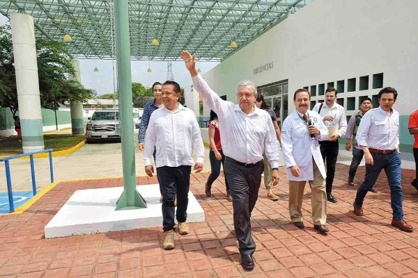 VISITA. El presidente López Obrador realizó una gira de trabajo por Guerrero. Foto: Especial