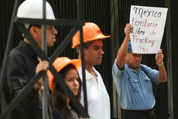 TÉCNICA. El fracking o estimulación hidráulica se usa para aumentar la extracción de gas y petróleo del subsuelo. Foto: CUARTOSCURO.