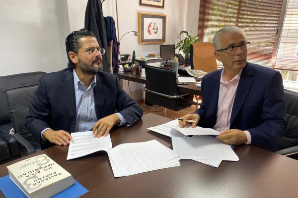 La firma del convenio fortalecerá el trabajo mutuo en pro de una jurisdicción universal. Foto: Especial