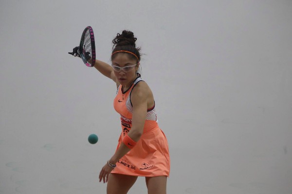 La raquetbolista mexicana numero 1 a nivel mundial Paola Longoria consiguió su título 100
FOTO: ILSE HUESCA /CUARTOSCURO.COM
