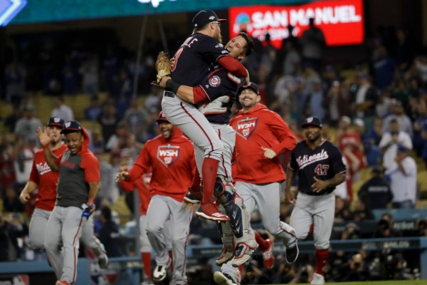 Washington gana la Serie Divisional. AP