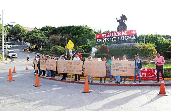 La Universidad Autónoma del Estado de México enfrenta crisis financiera. Foto: CUARTOSCURO.