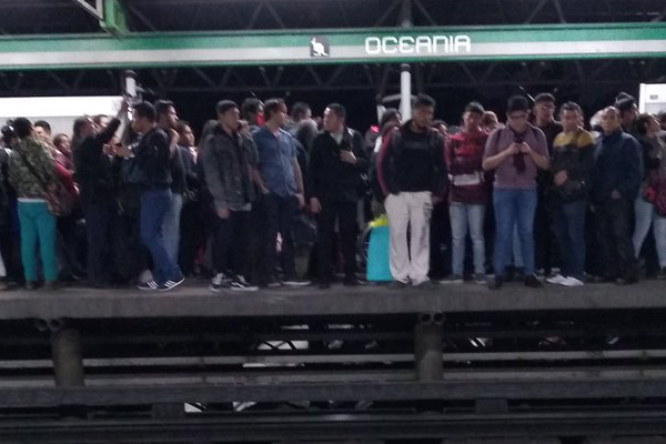 linea b del metro retrasos