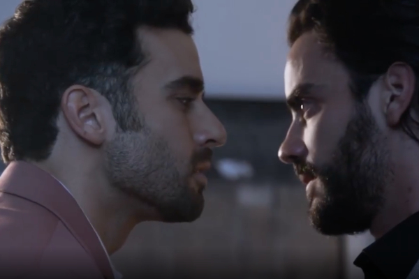 pareja gay de cuna de lobos