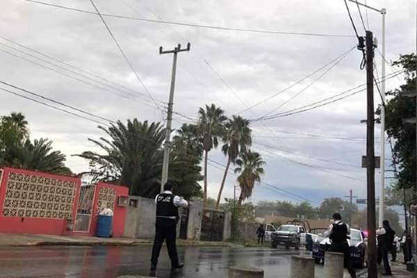 Se informó que el vehículo desde donde hicieron disparos los delincuentes, se impactó en la avenida Hidalgo, en Reynosa. Foto: Especial
