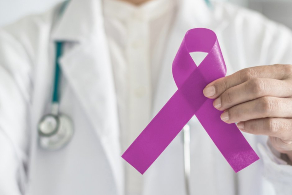 Diagnóstico oportuno prevenir cáncer de mama Mariano Riva Palacio