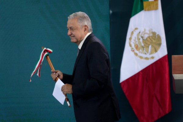 andrés_manuel_lopez_obrador_amlo_imss_hospitales_oaxaca